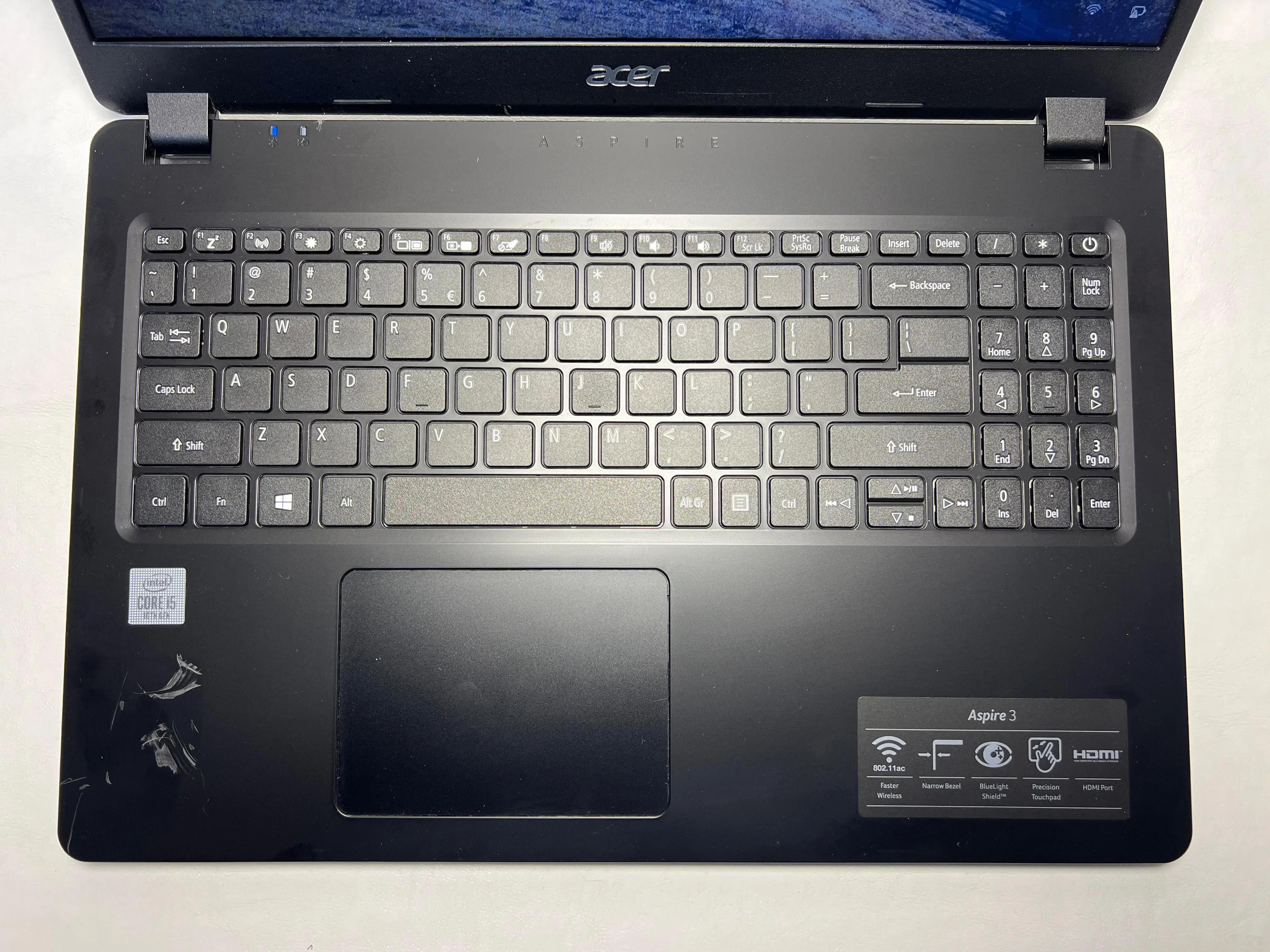 Acer Aspire 3 &mdash; şəkil 2