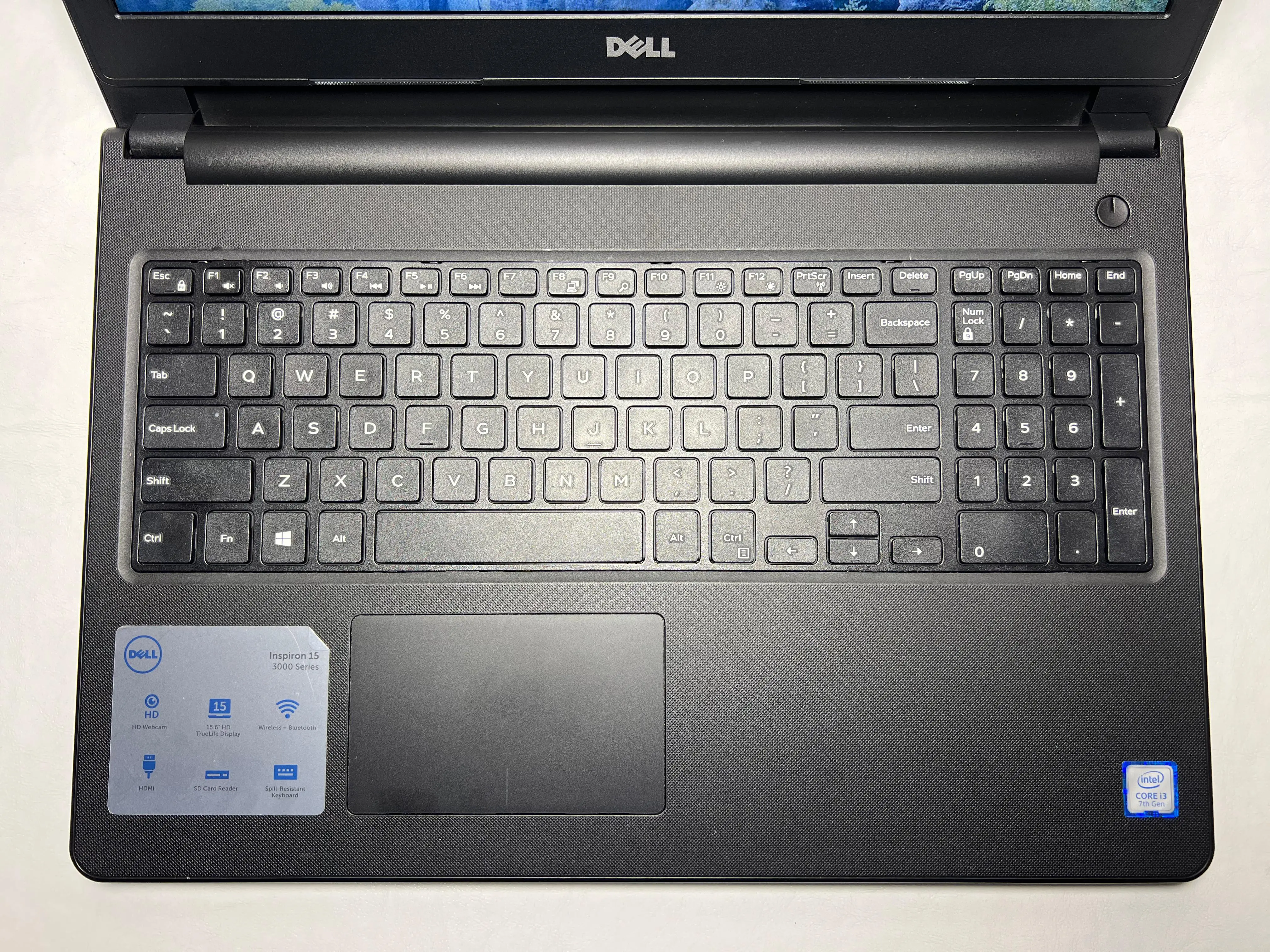 Dell Inspiron 15-3567 &mdash; şəkil 3