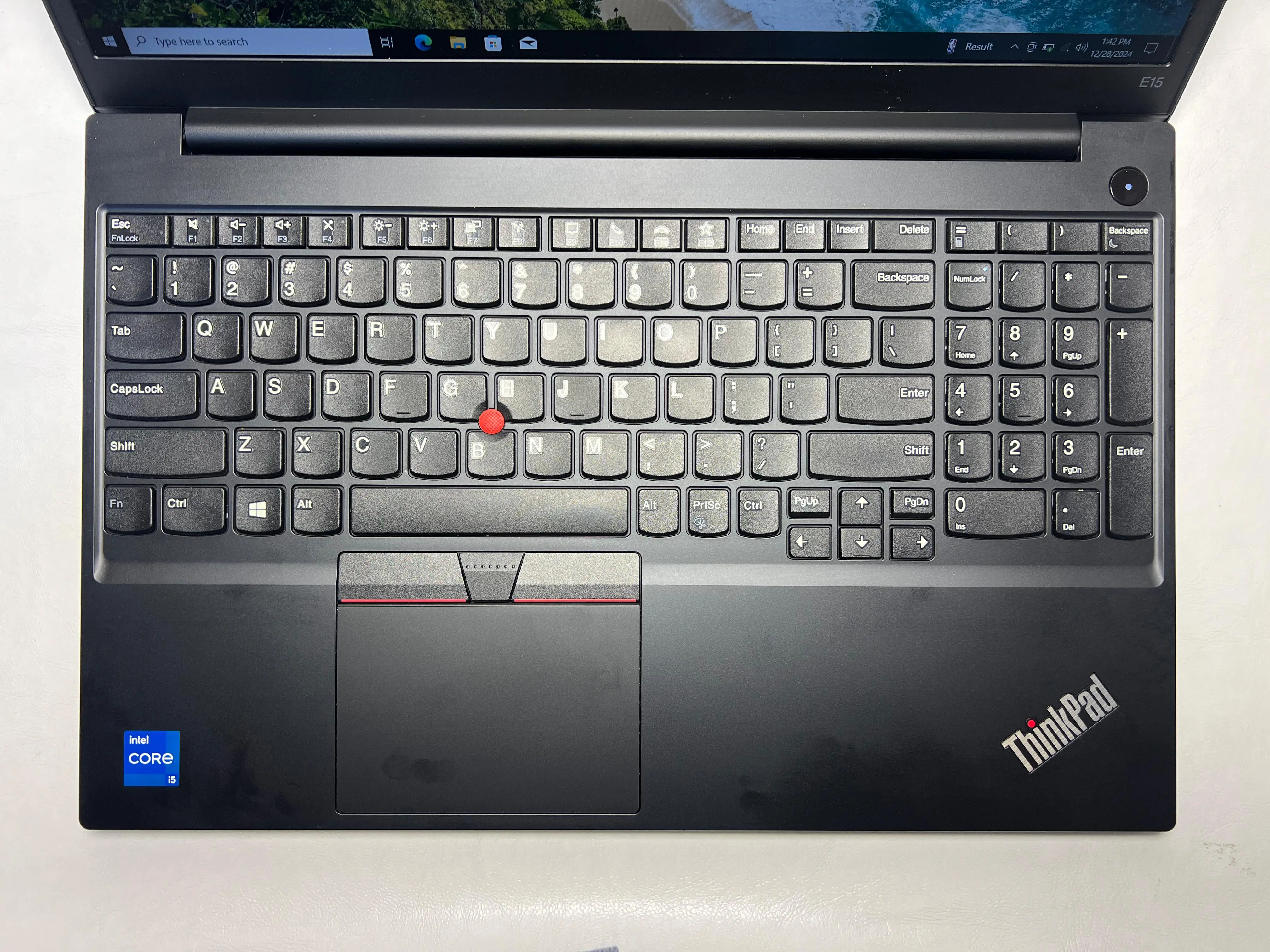 Lenovo Thinkpad E15 Gen 2 &mdash; şəkil 1