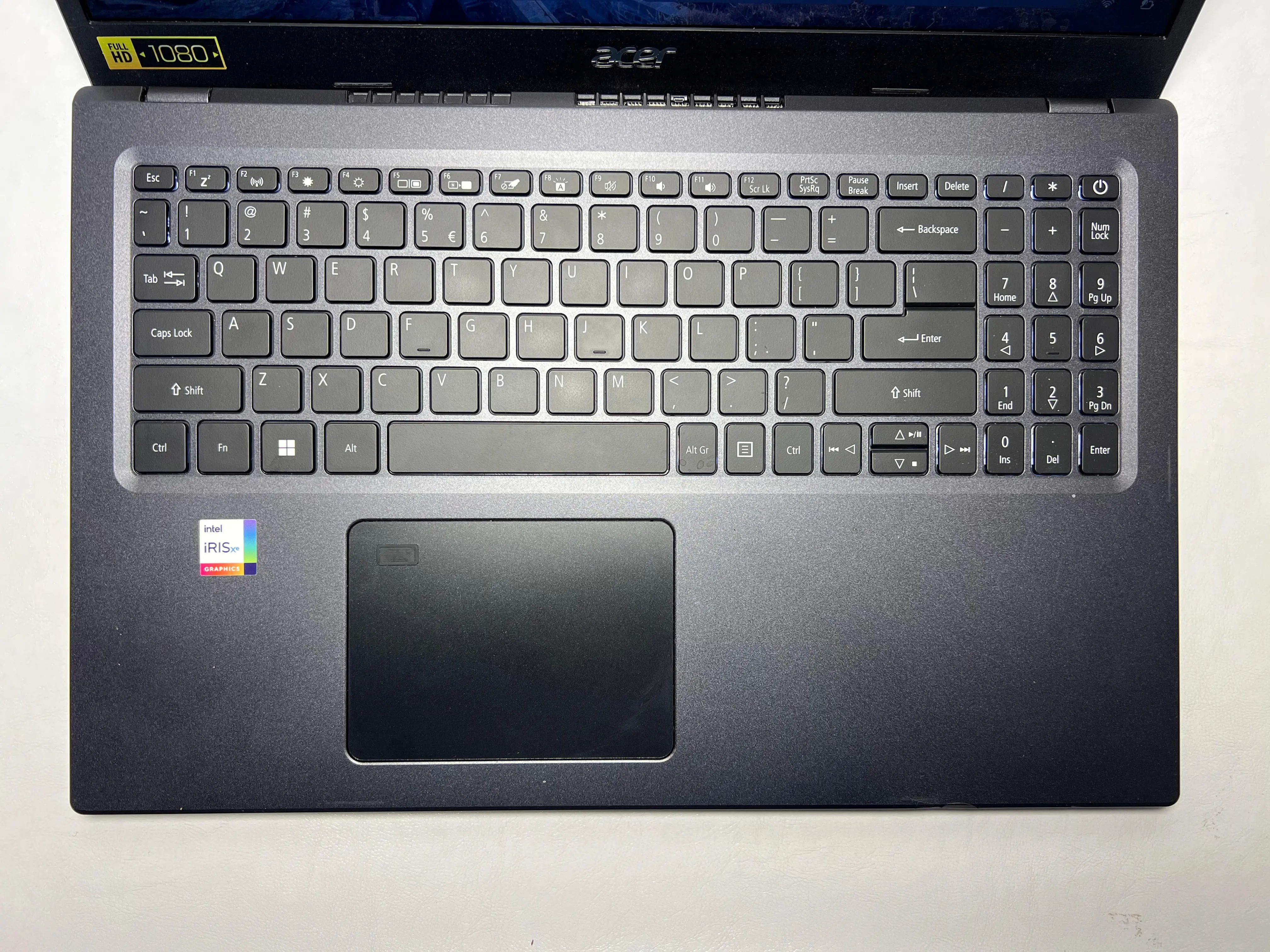Acer Aspire 5 — şəkil 1