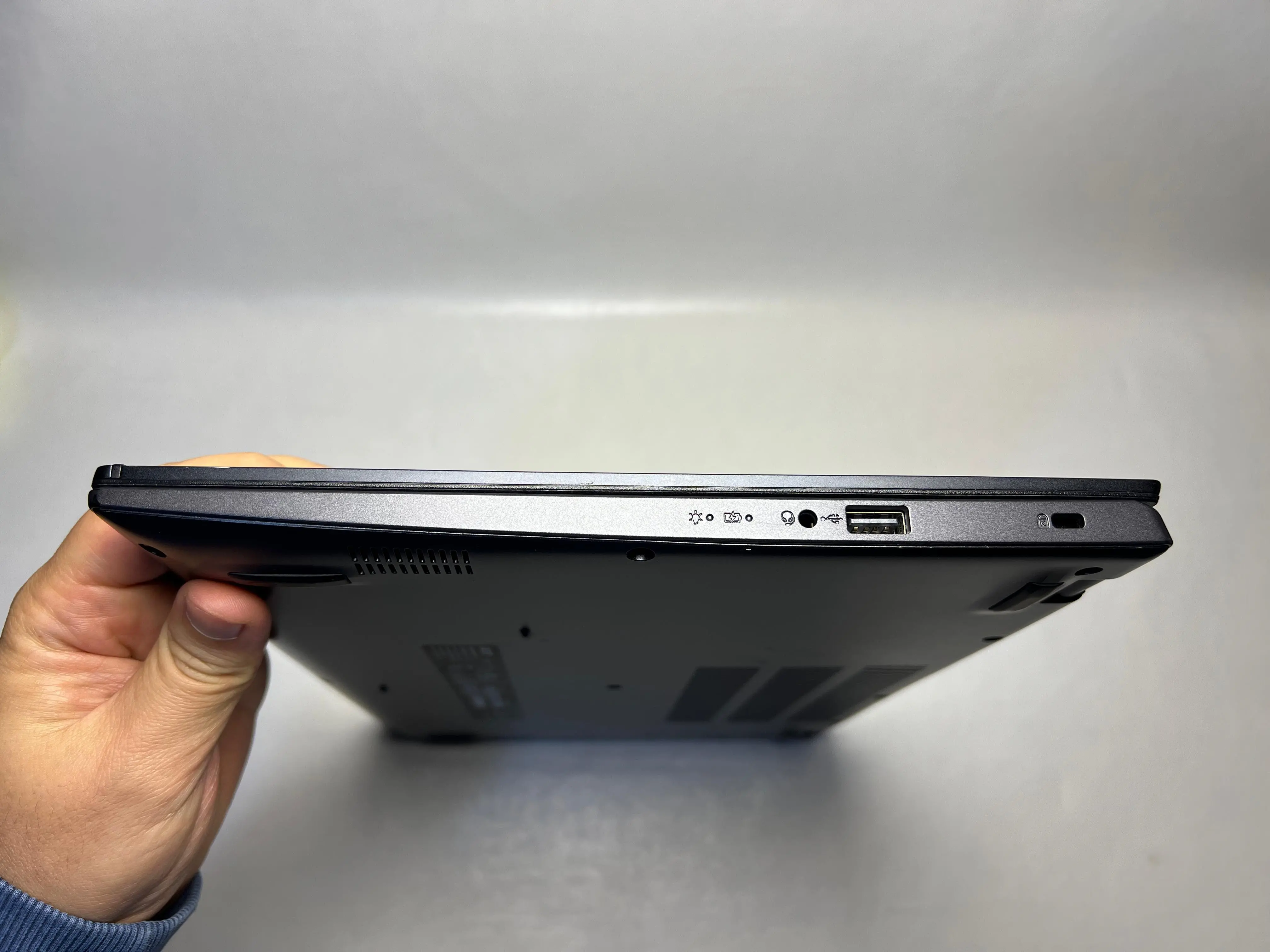 Acer Aspire 5 — şəkil 4