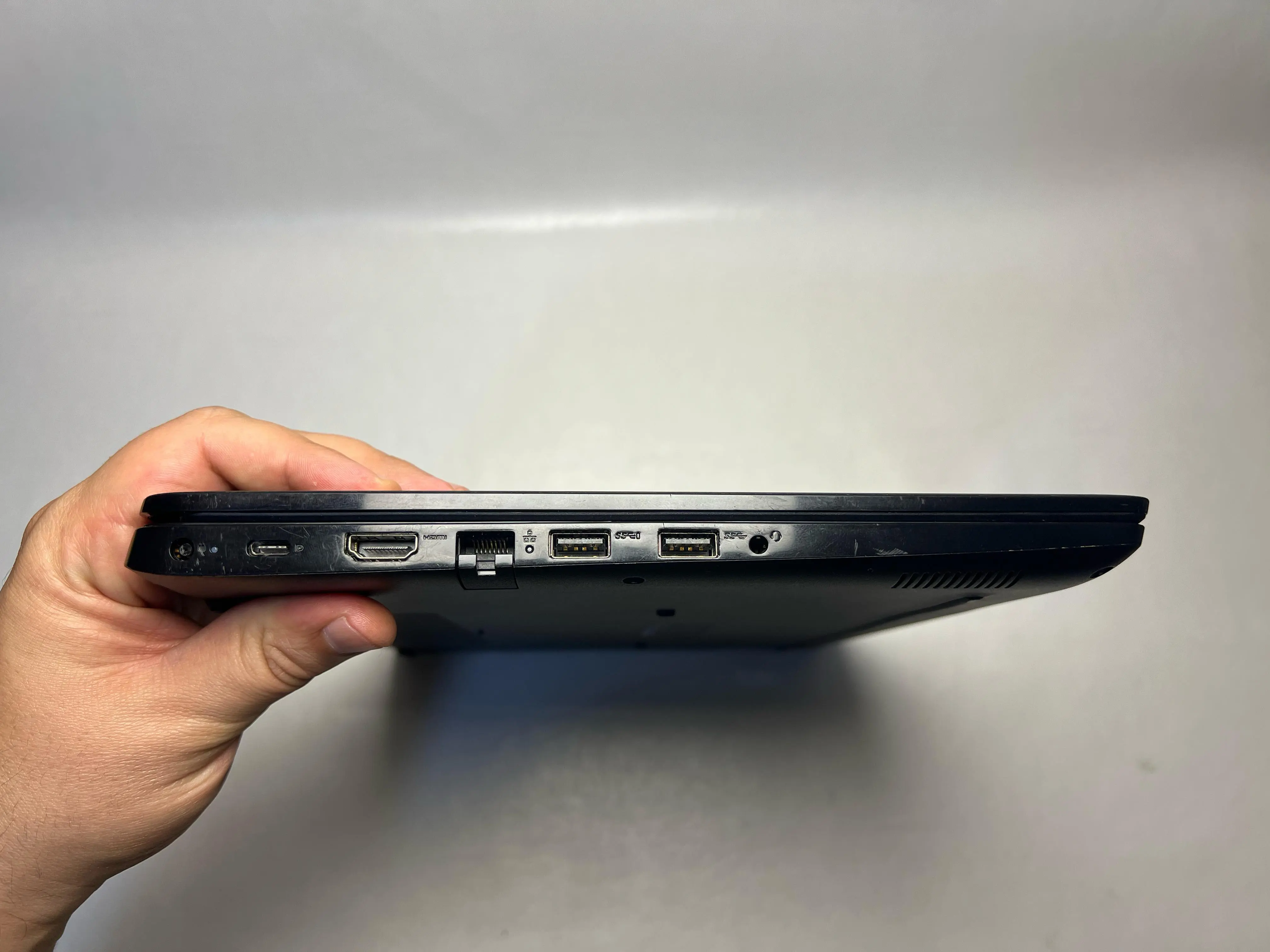 Dell Latitude 3400 — şəkil 1