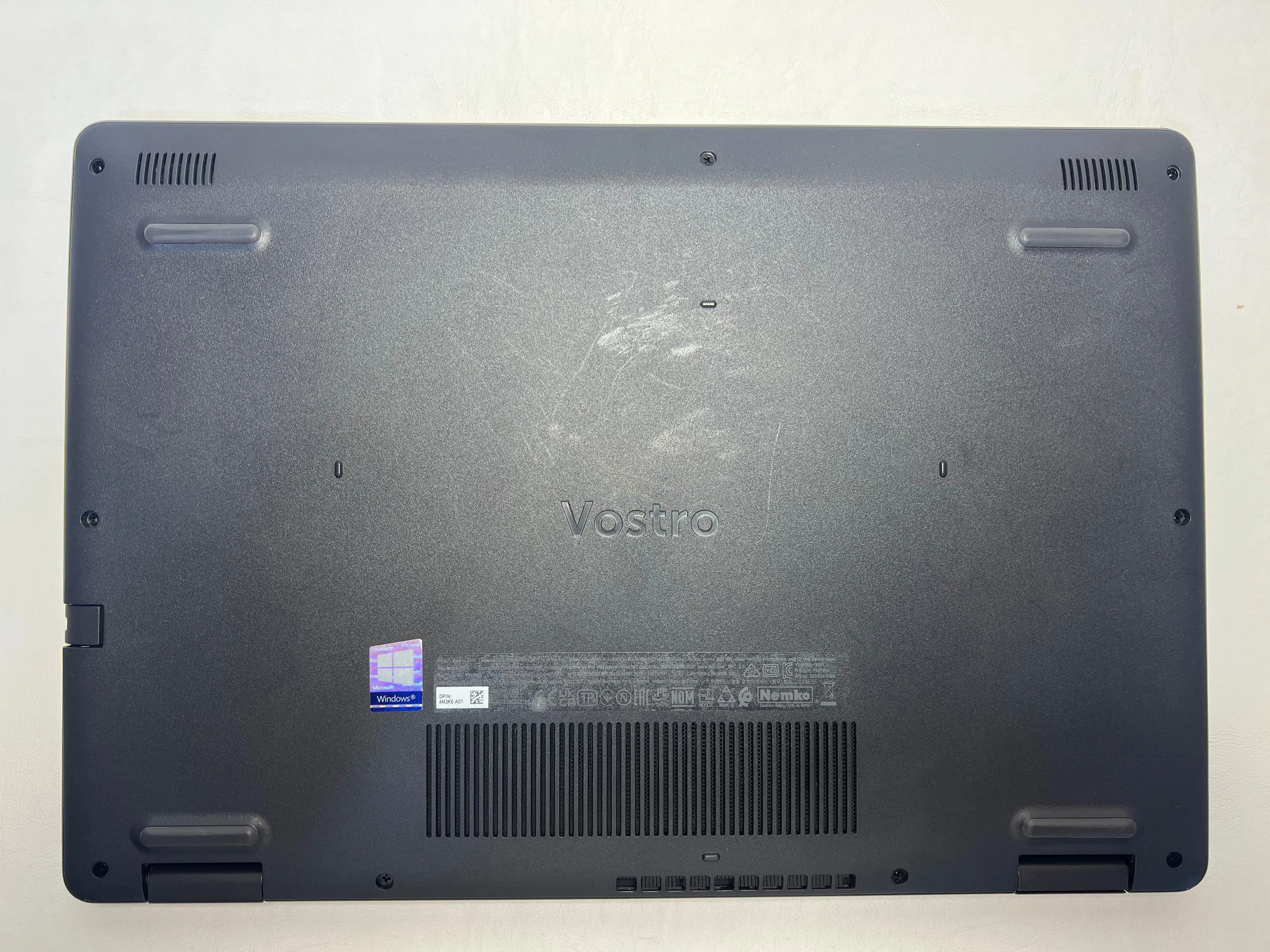 Dell Vostro 15 3500 &mdash; şəkil 3