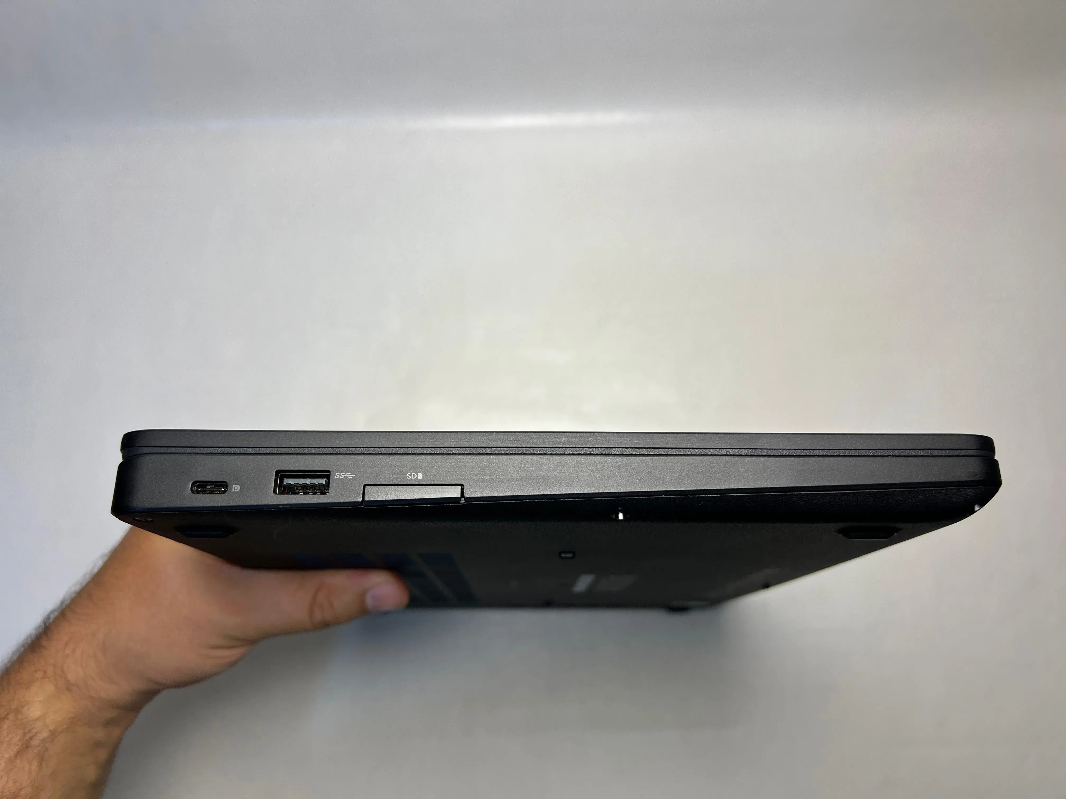 Dell Latitude 5490 &mdash; şəkil 5