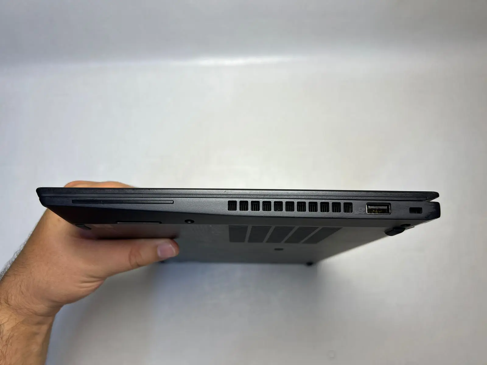 Lenovo ThinkPad T14s Gen 1 &mdash; şəkil 5