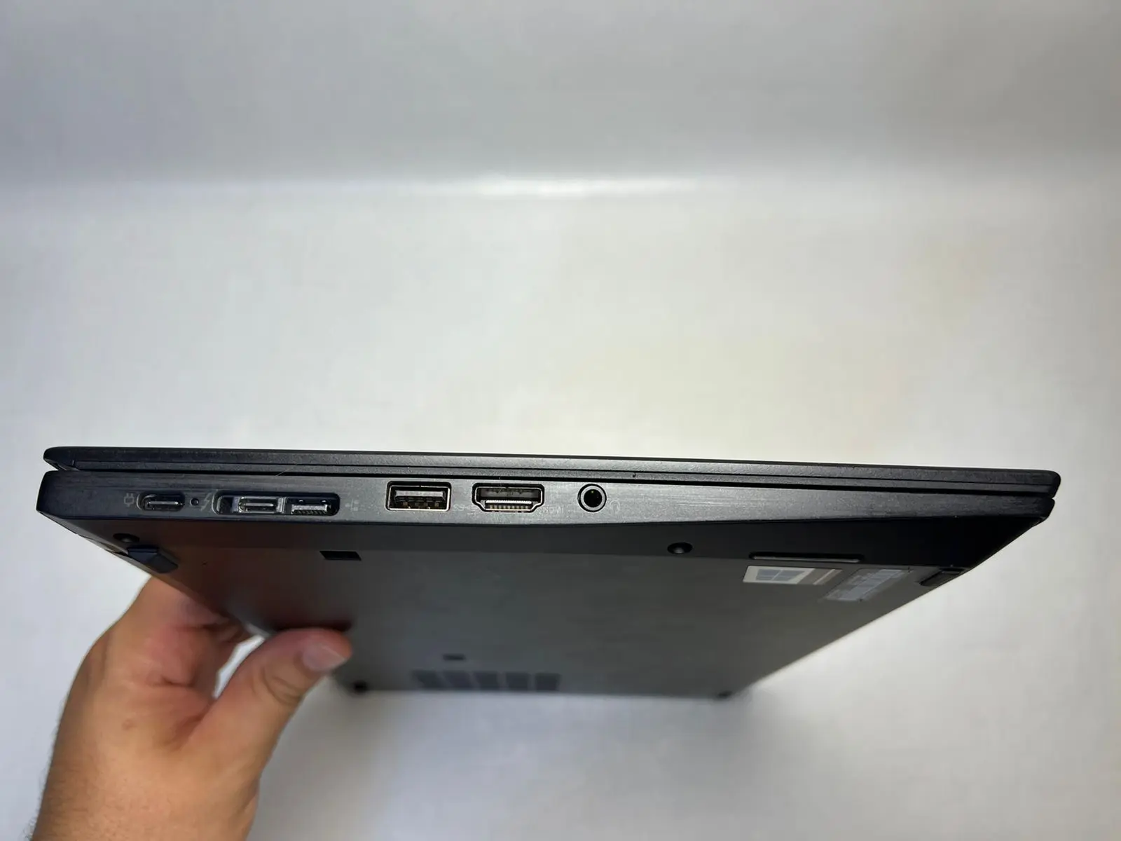 Lenovo ThinkPad T14s Gen 1 &mdash; şəkil 6