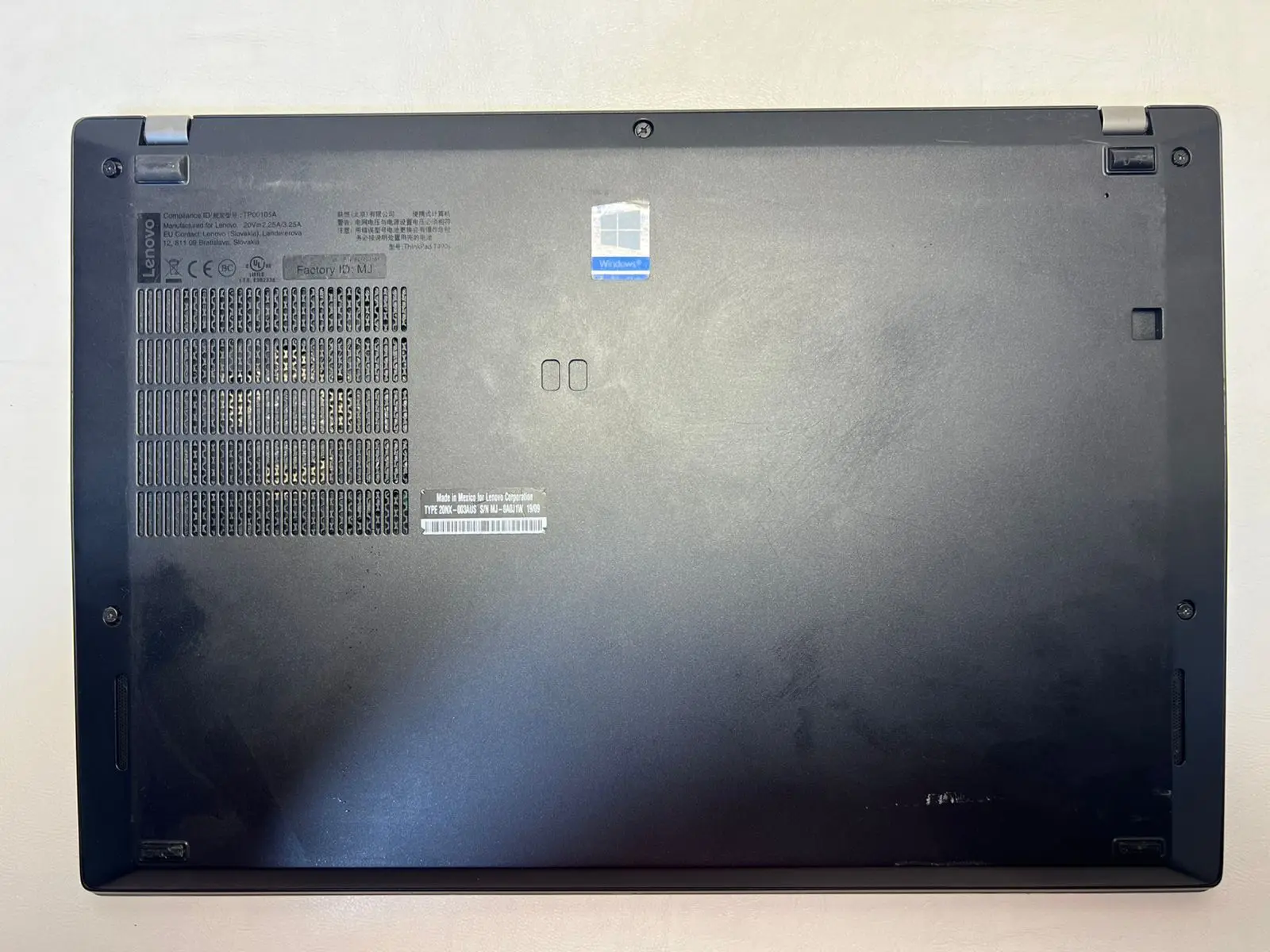 Lenovo ThinkPad T490s &mdash; şəkil 3