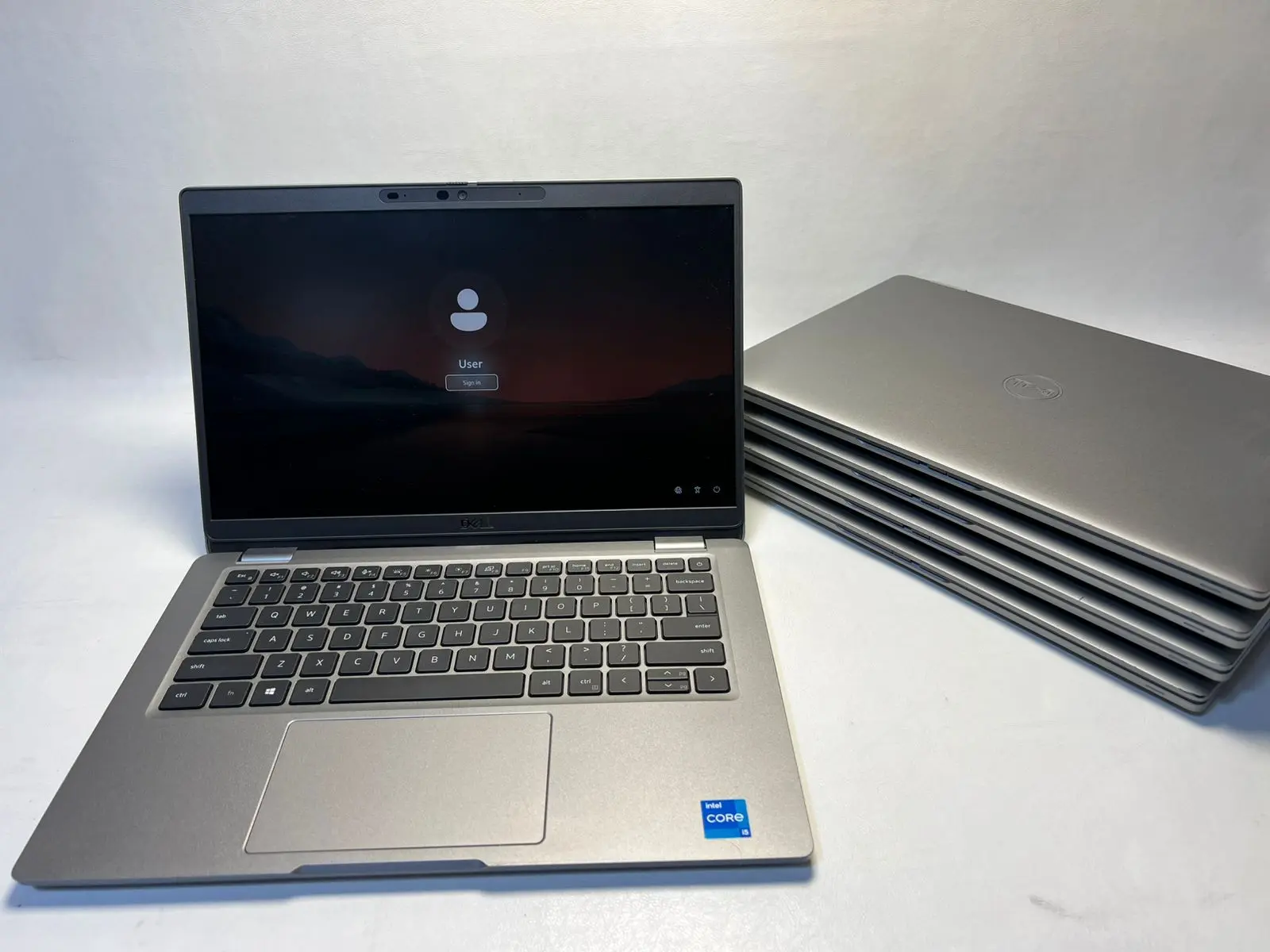 Dell Latitude 5320 — şəkil 1
