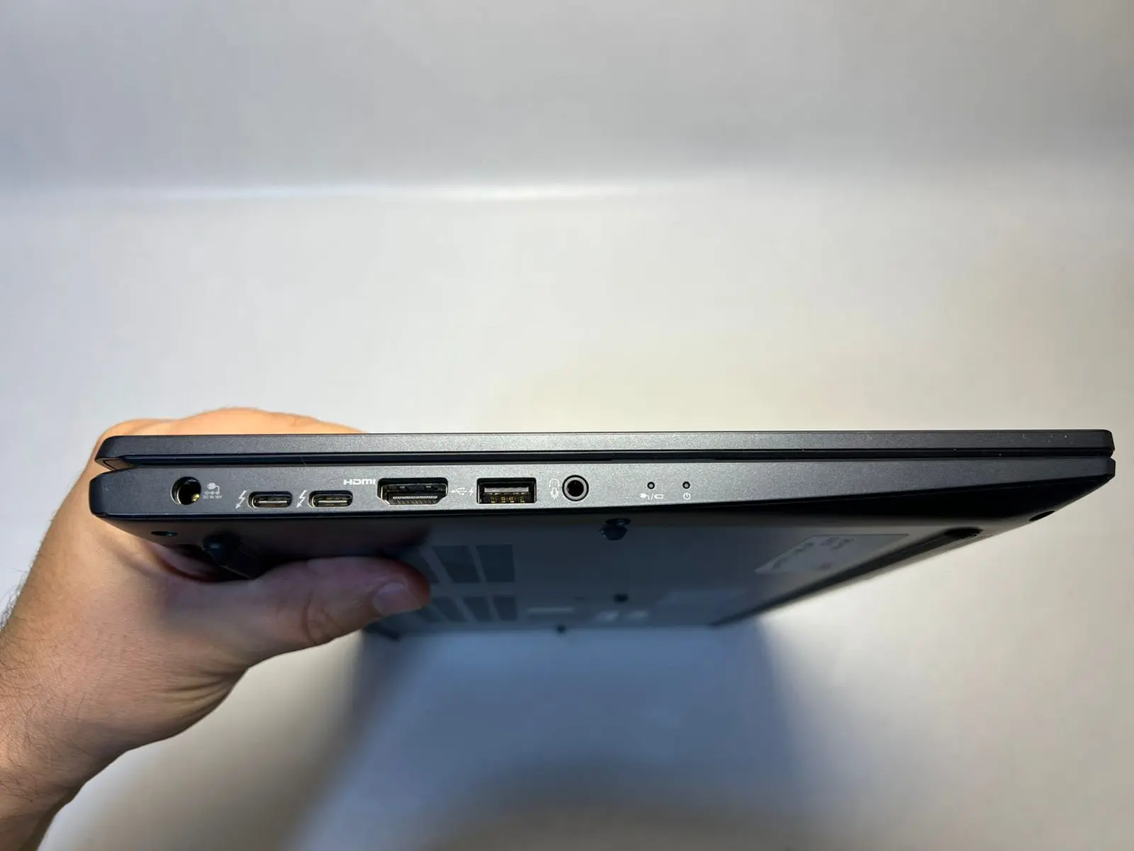 Dynabook Tecra A50-K — şəkil 6