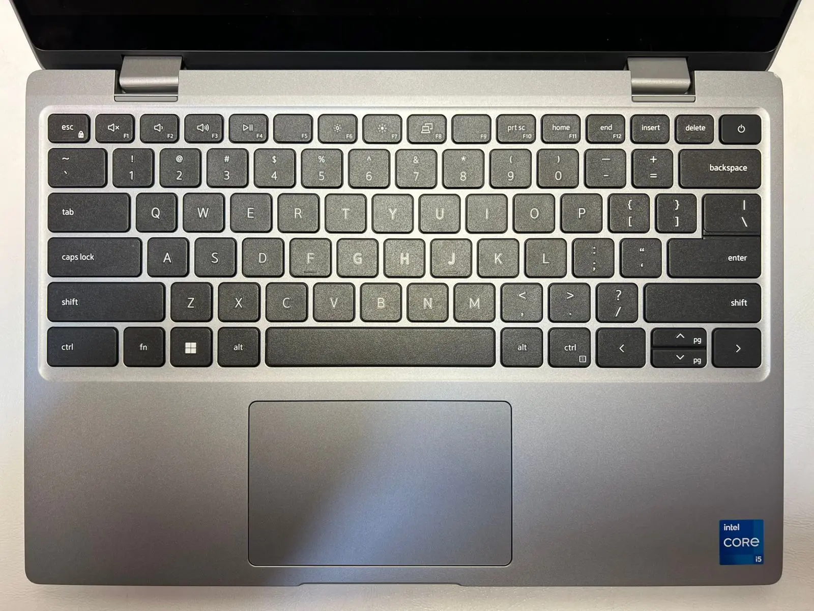 Dell Latitude 3330 2 in 1 — şəkil 1