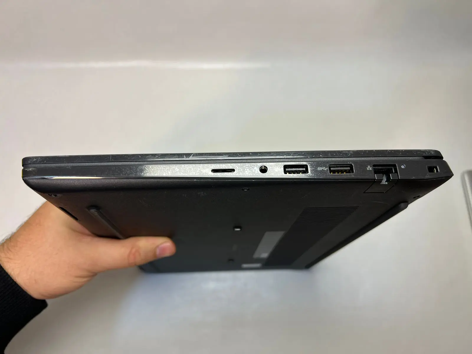 Dell Latitude 3420 &mdash; şəkil 2