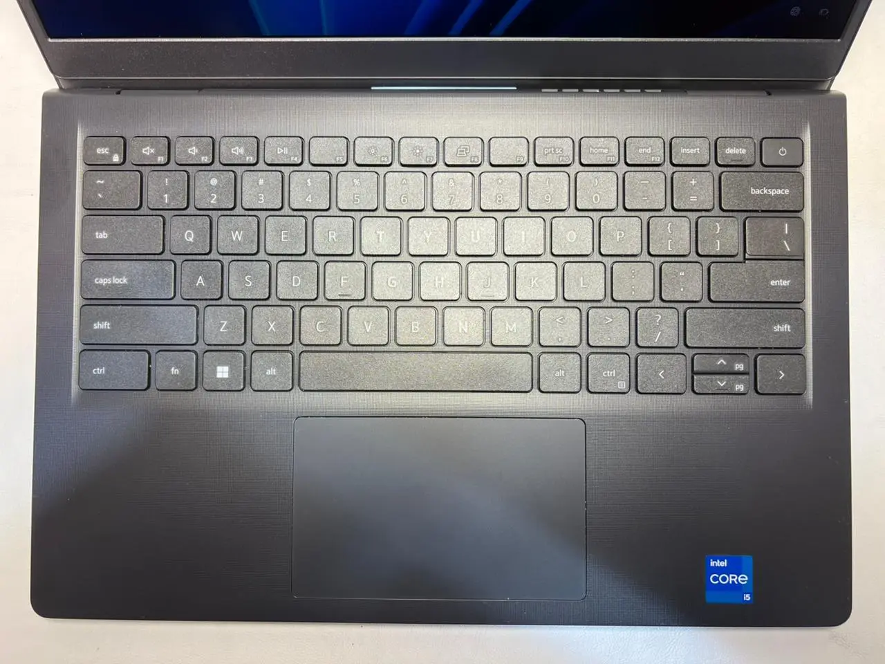 Dell Vostro 3420 &mdash; şəkil 1