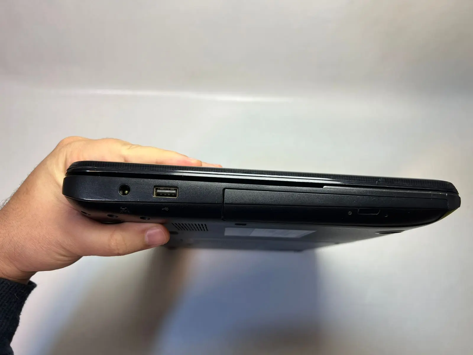 Toshiba Satellite C850-C072 — şəkil 4