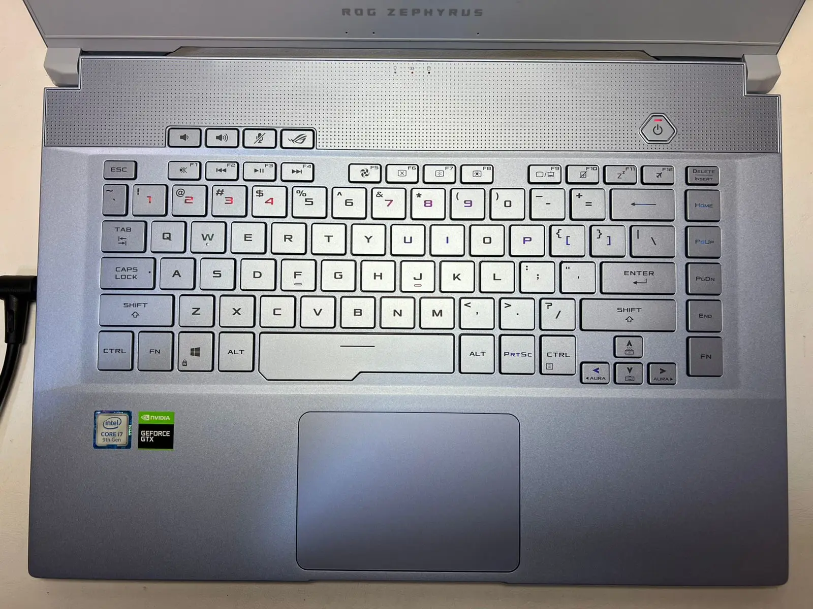 Asus Rog Zephyrus G502G &mdash; şəkil 1