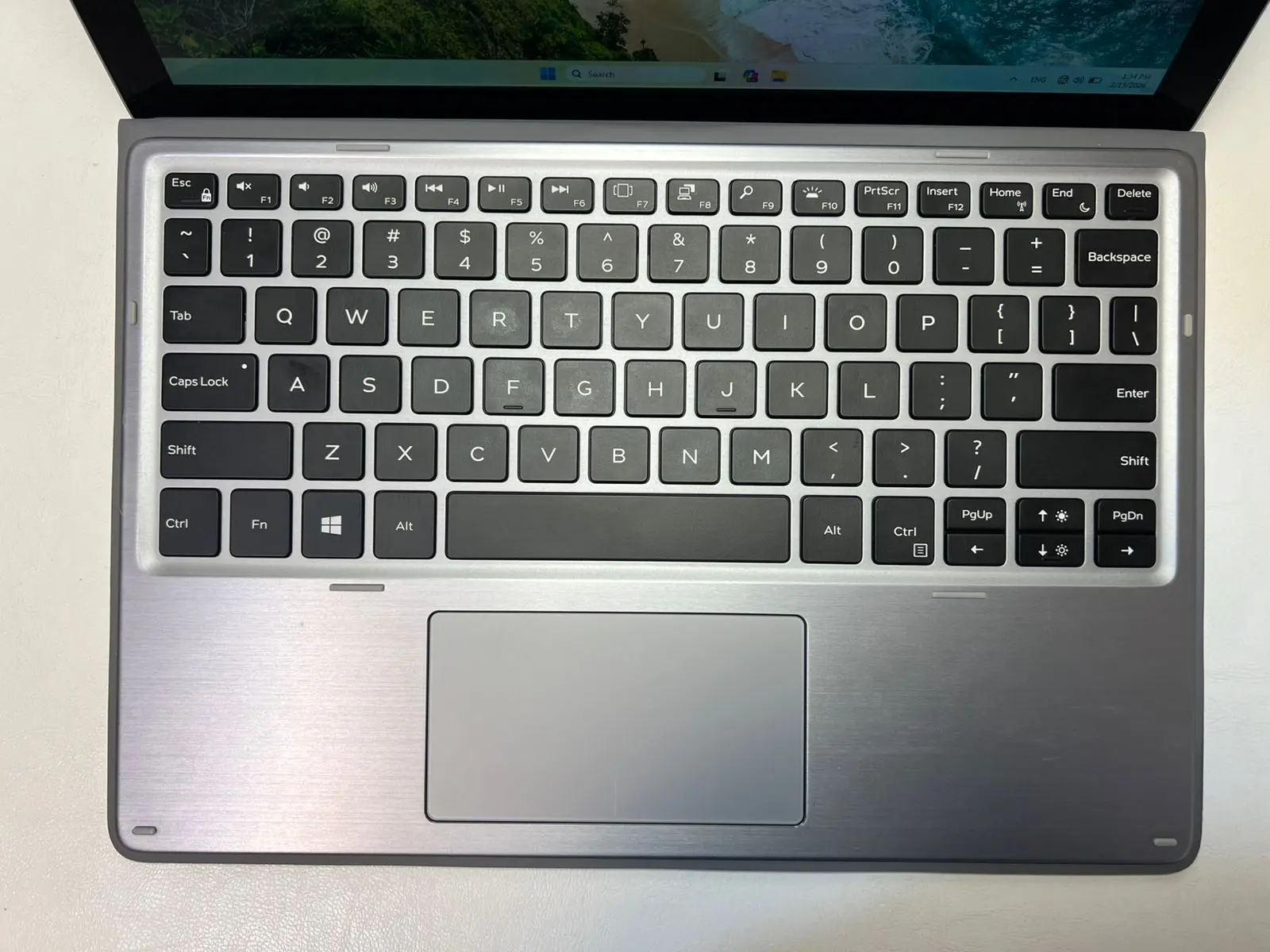 Dell Latitude 7200 — şəkil 1