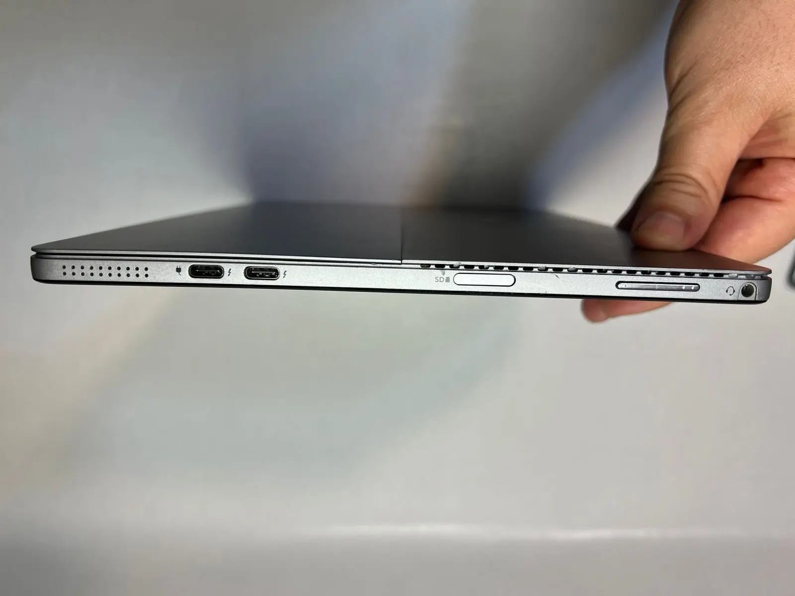 Dell Latitude 7200 — şəkil 6