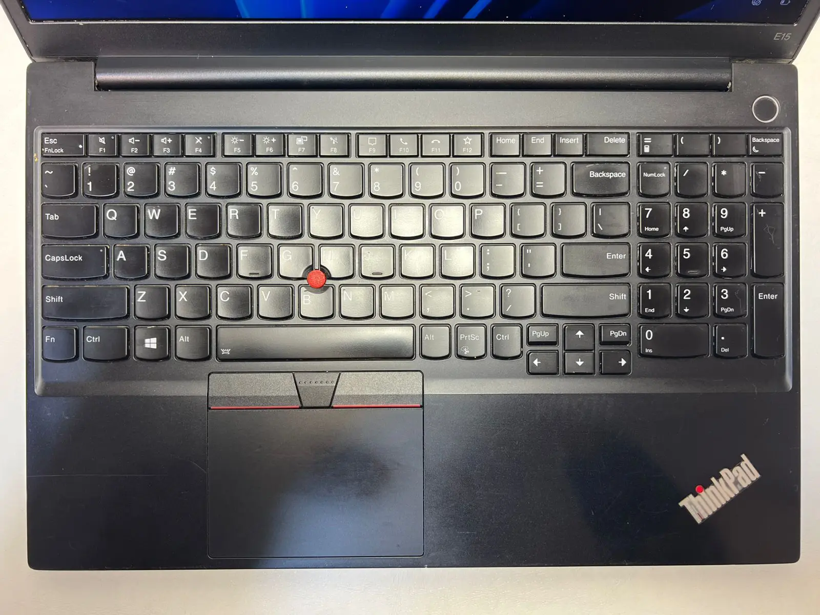 Lenovo ThinkPad E15 Gen 2 &mdash; şəkil 1