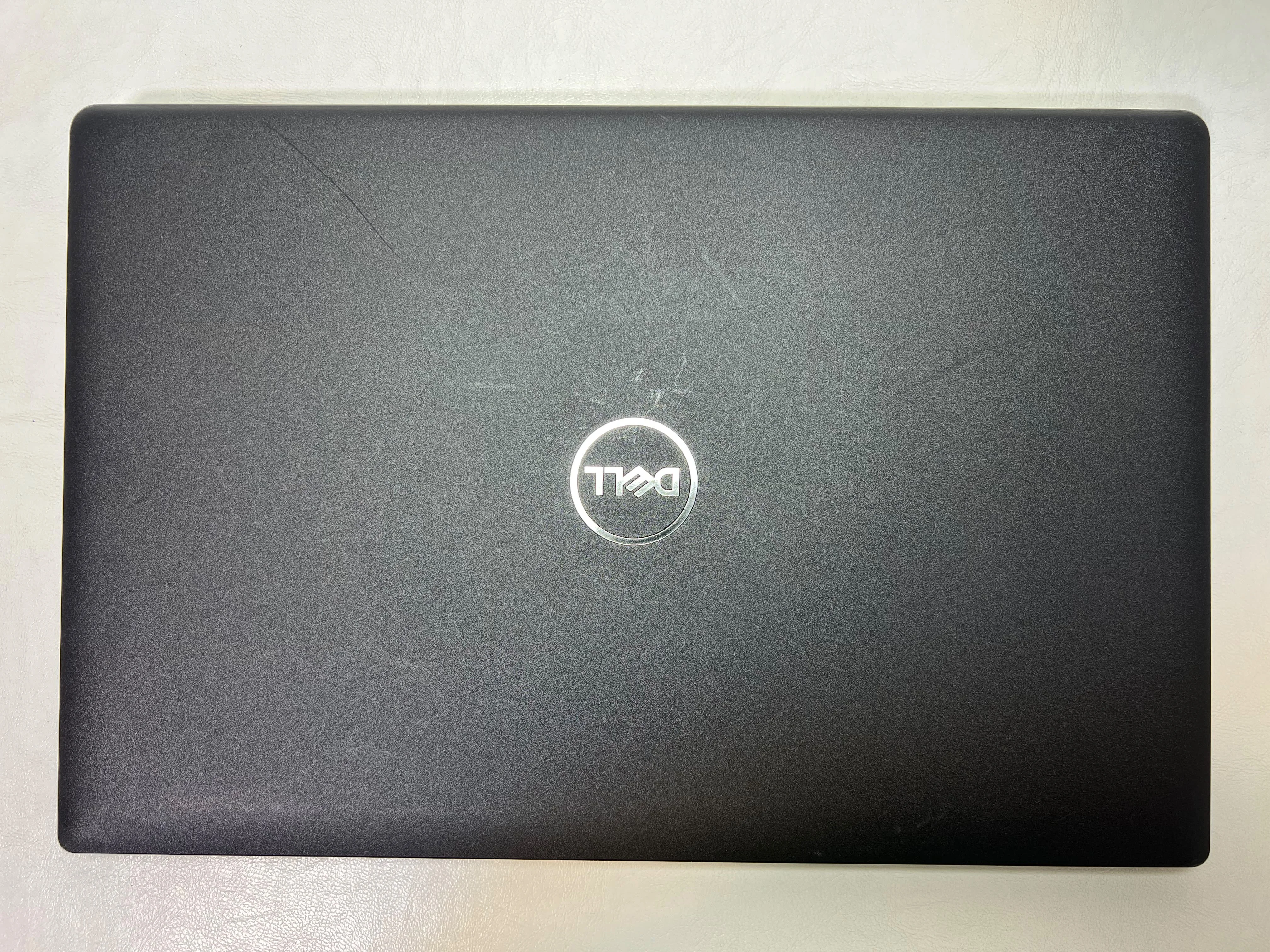 Dell Latitude 3520 &mdash; şəkil 4