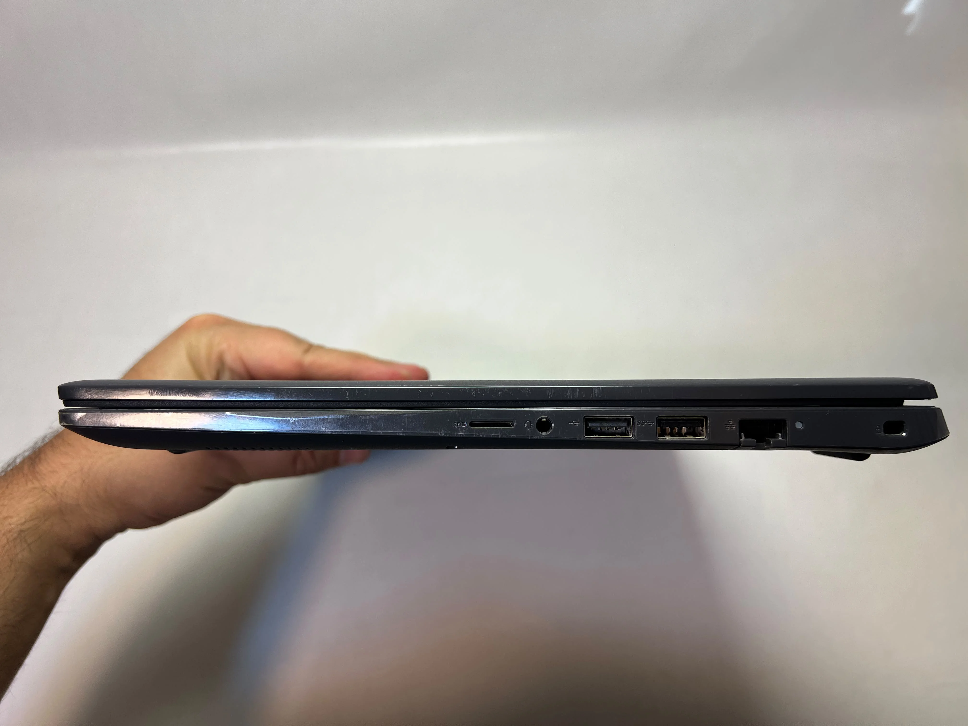Dell Latitude 3510 &mdash; şəkil 6
