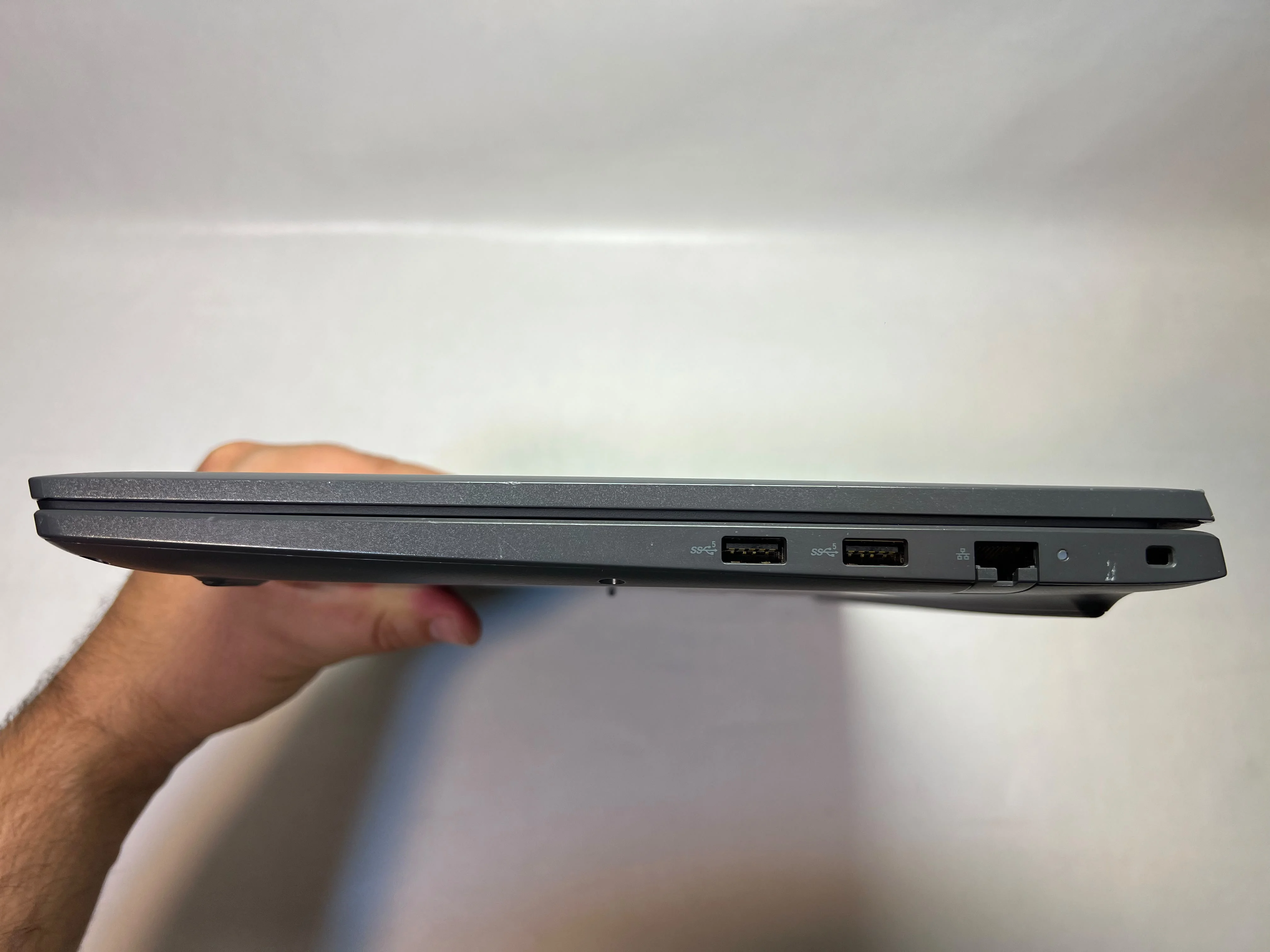 Dell Latitude 3550 &mdash; şəkil 5