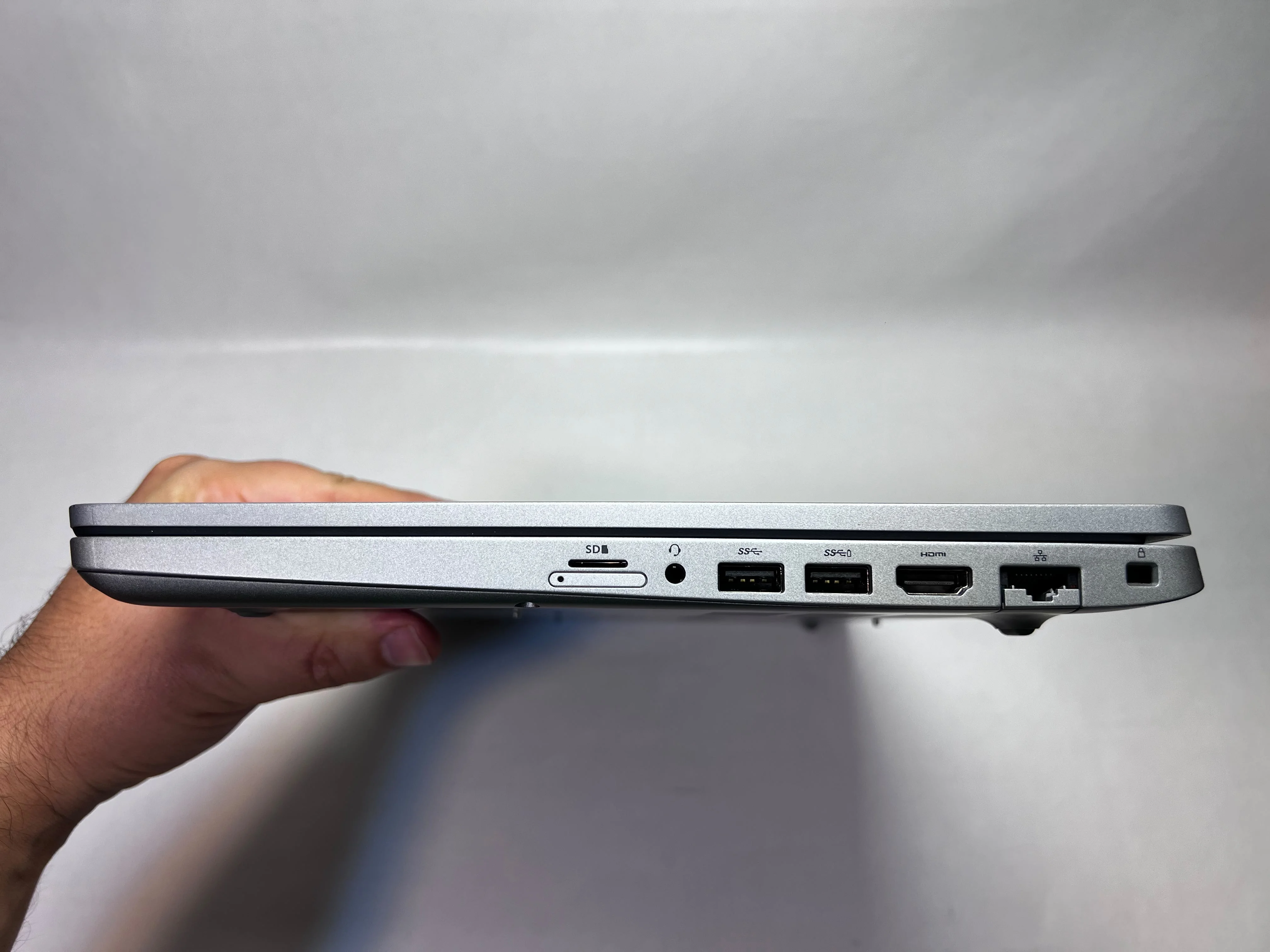 Dell Latitude 5510 &mdash; şəkil 4